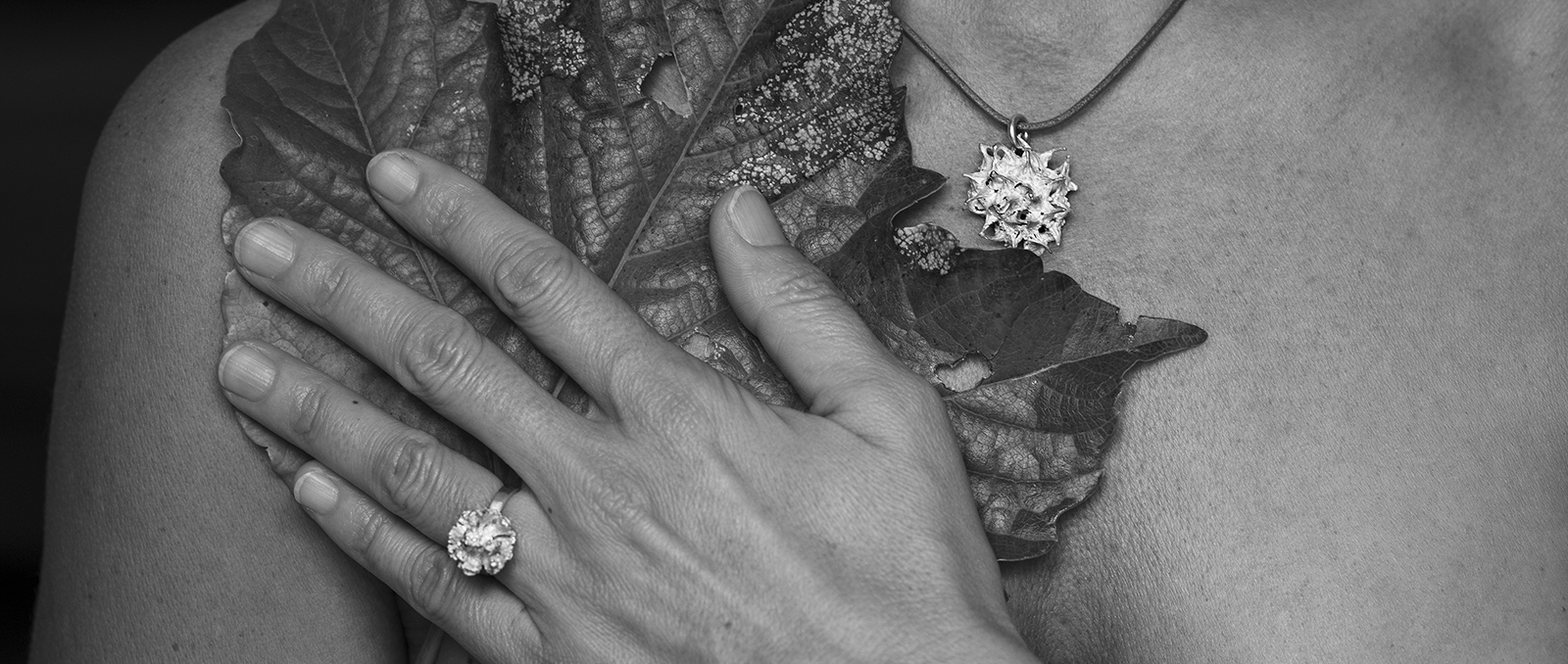 Nature_jewels_silver_spikes